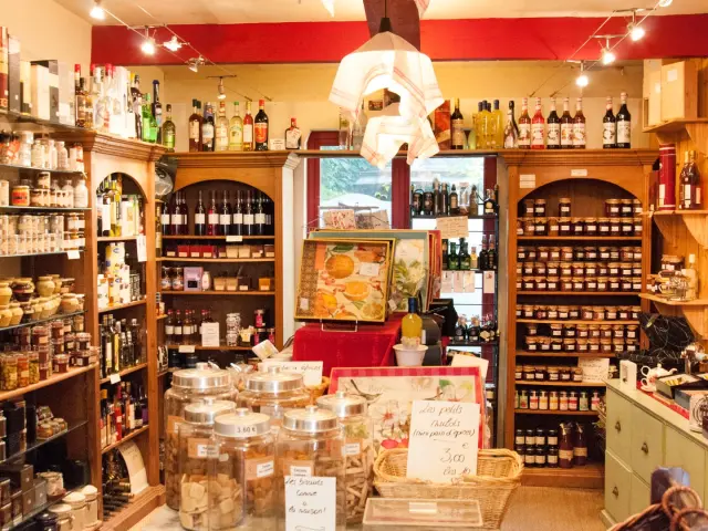 La Chartre Sur Le Loir Comptoir Gourmand Stevan Lira2 Large